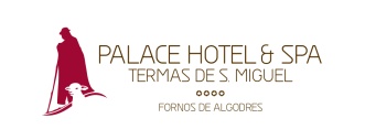 במלון וספא פאלאס - טרמאס דה סאו מיגל הממוקם למרגלות סרה דה אסטרלה, בפורנוס דה אלגודרס, יש בו 130 חדרים, 17 סוויטות, מסעדה ו